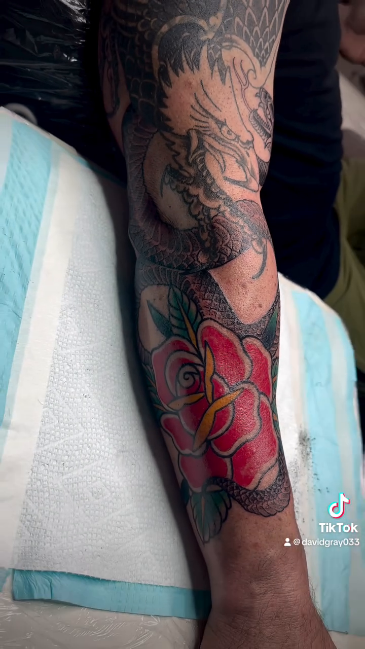 Dragon and rose japanese irezumi tattoo by David Gray