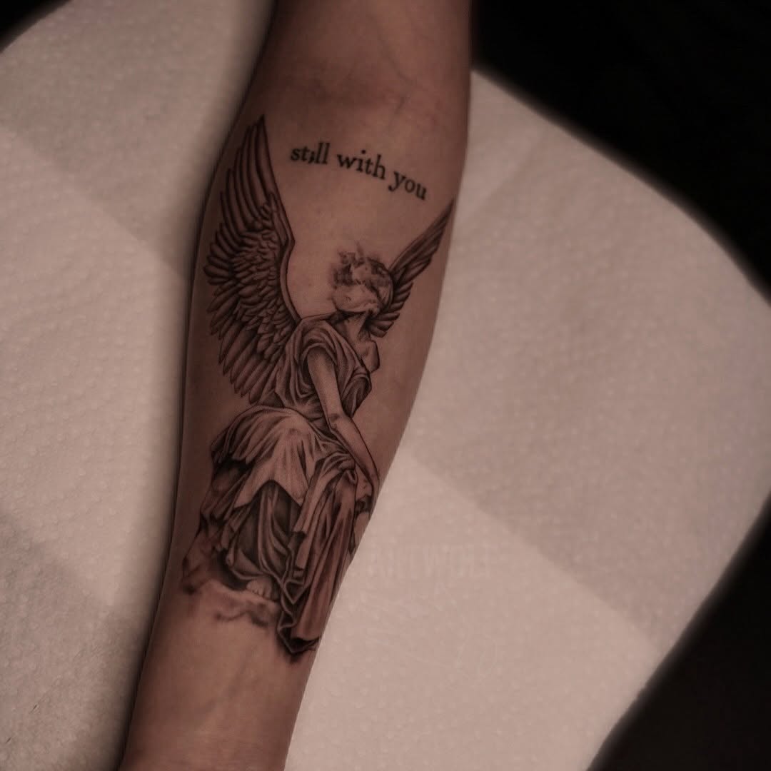 Tattoo by @artwolf β black_and_grey, realism
