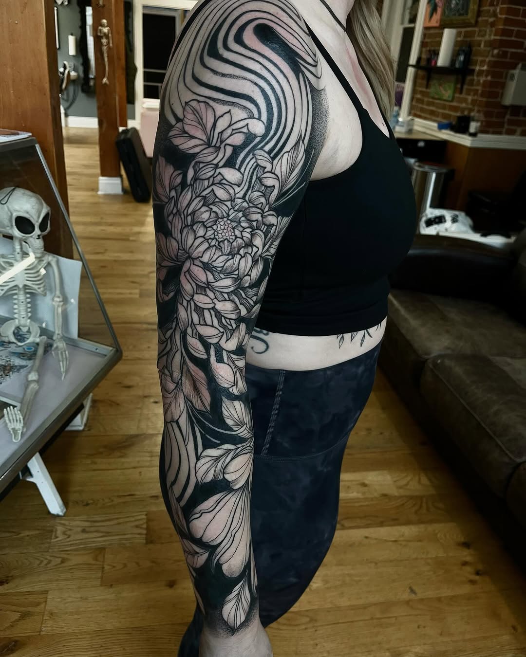 Tattoo by @chloeinknart — japanese_irezumi, blackwork
