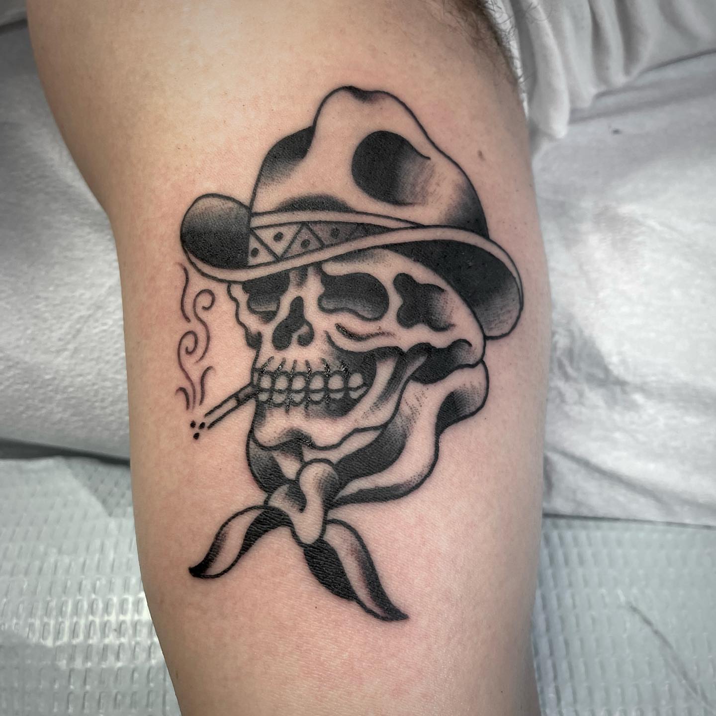 Tattoo by @jasonryantattoos — black_and_grey