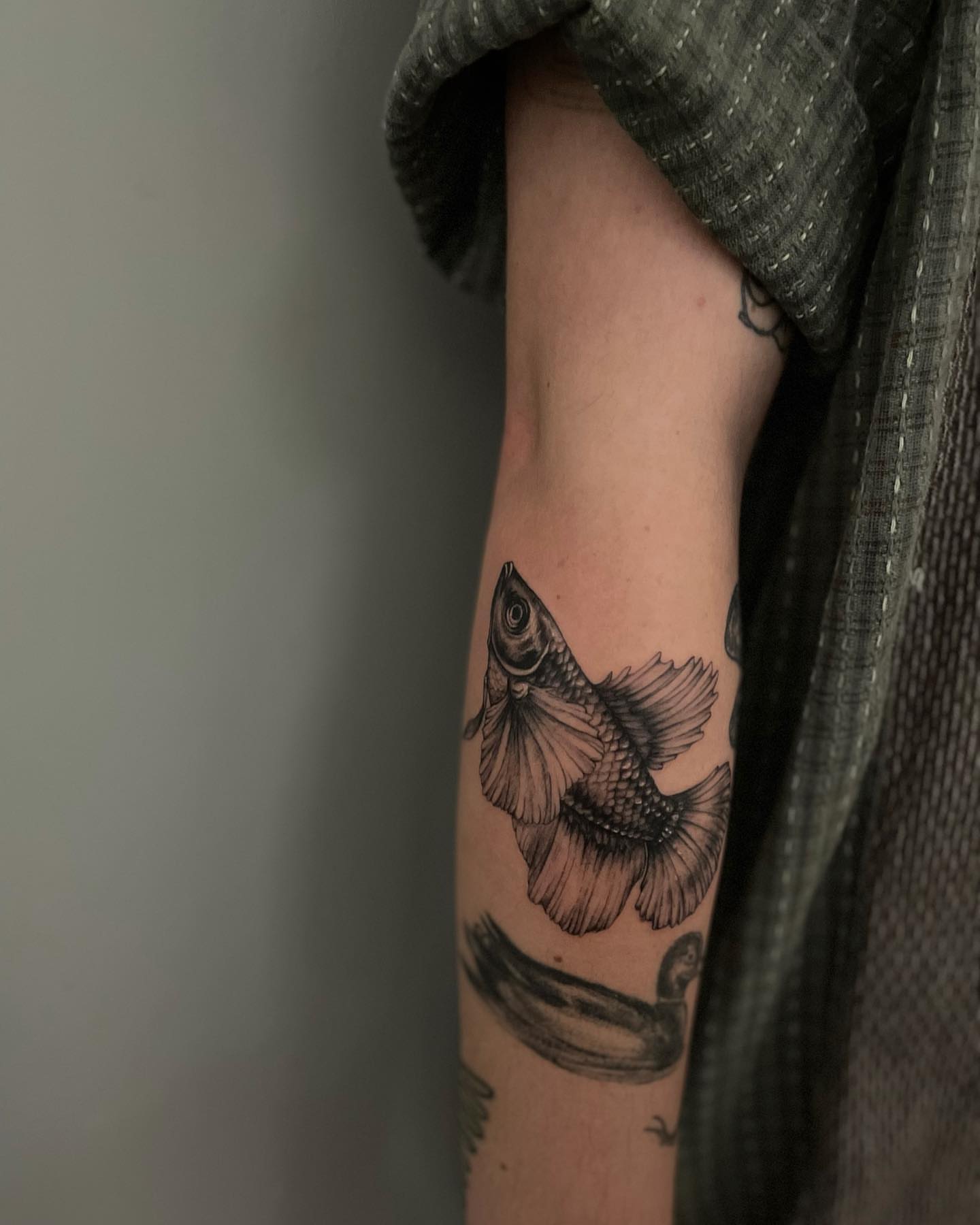 Tattoo by @hildurblom — black_and_grey