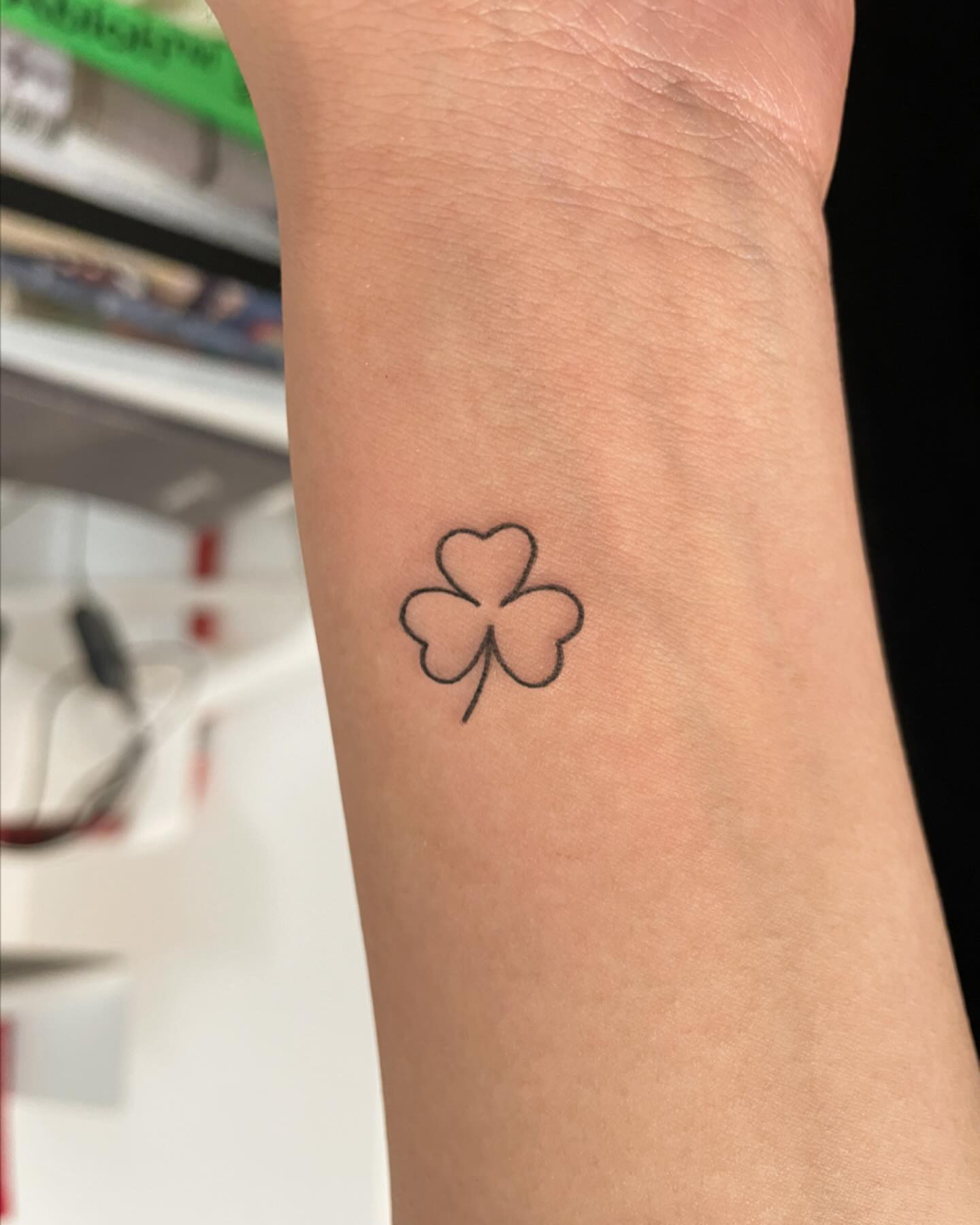 Tattoo by @jisutat — minimalist