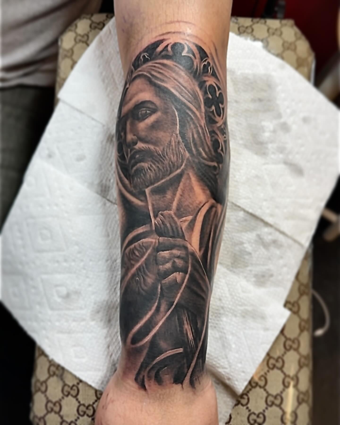 Tattoo by @jettskii_jitt_ β black_and_grey, realism