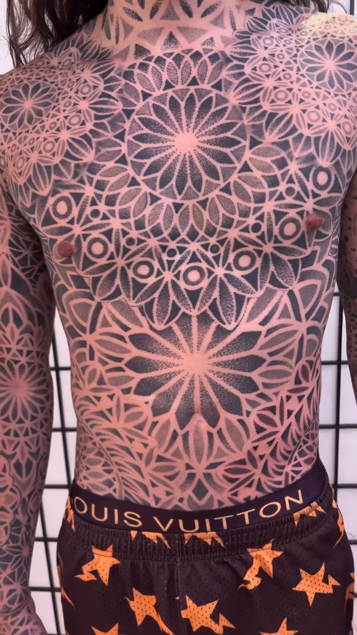 Tattoo by @paul_schnellmynuts — geometric, dotwork