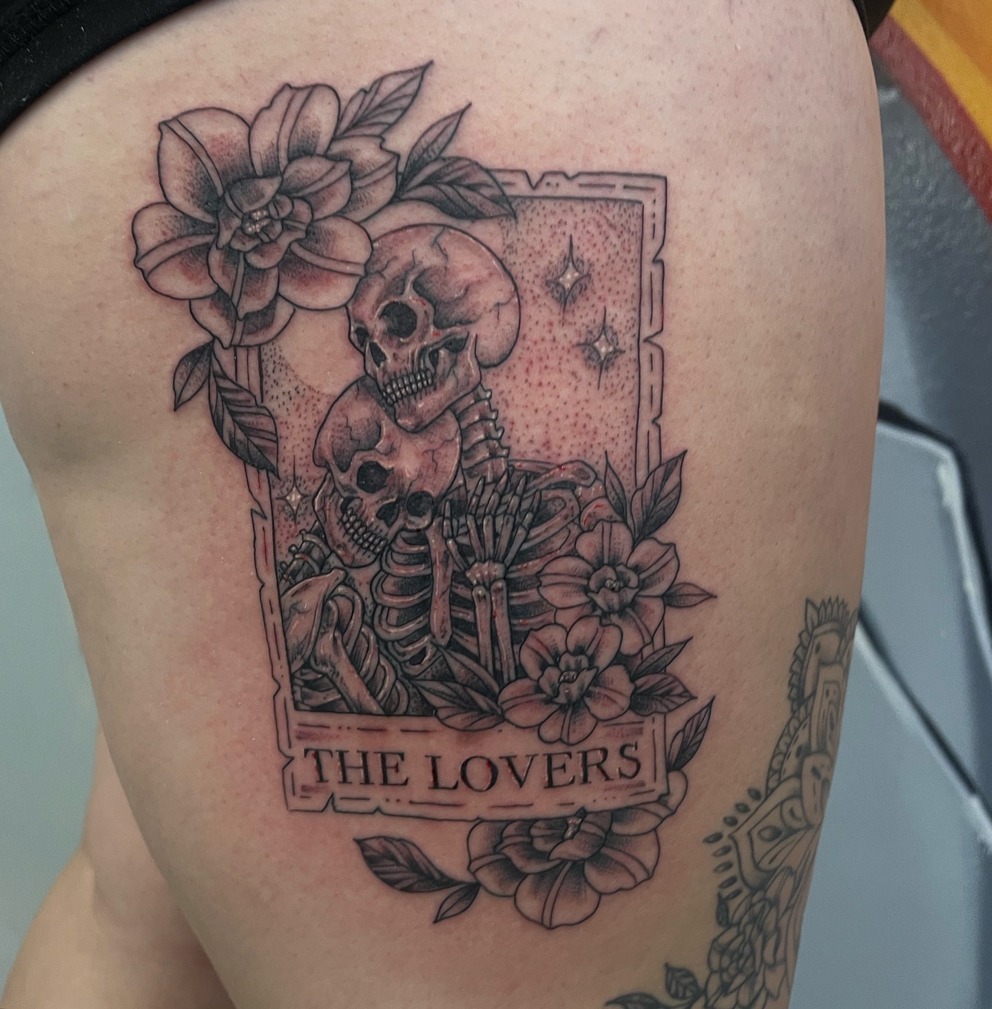 The lovers dotwork tattoo on the thigh by Manny