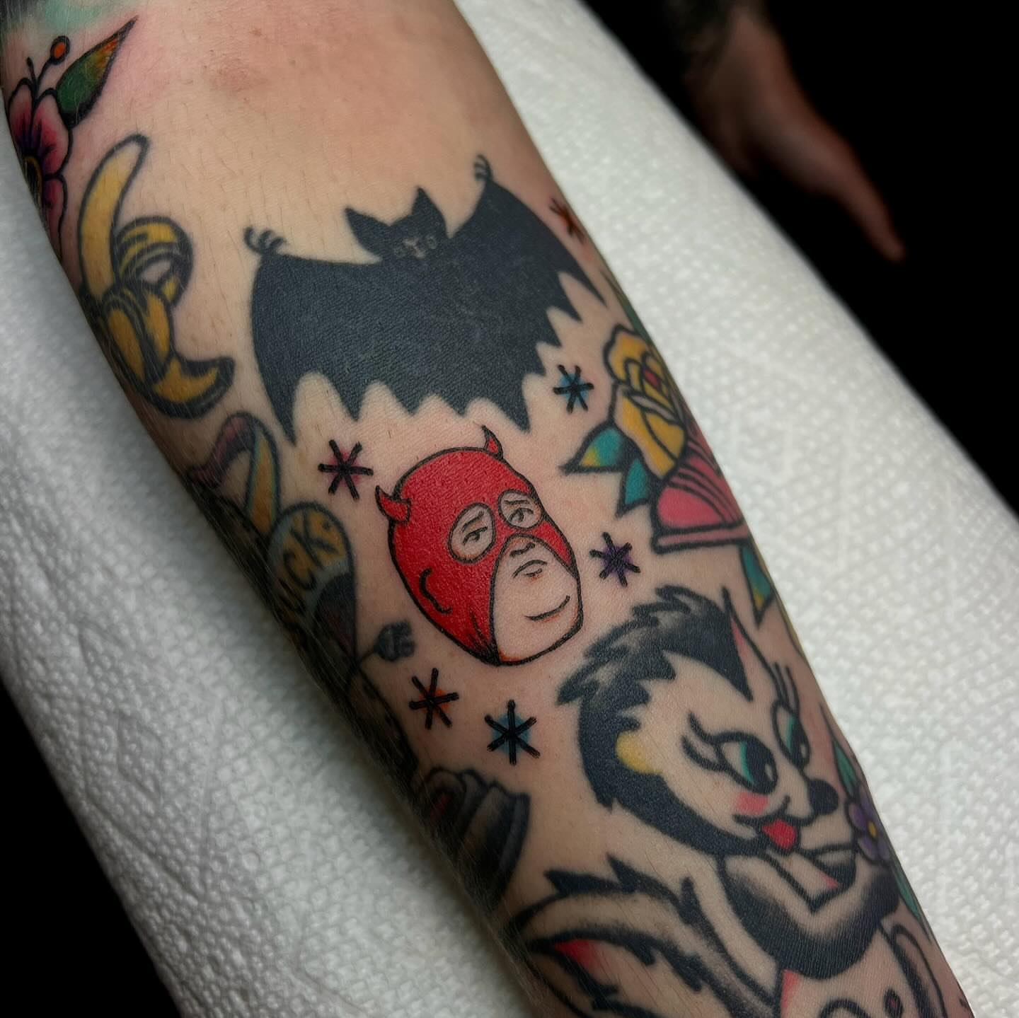 Tattoo by @mirandajoontattoo — american_traditional, trash_polka