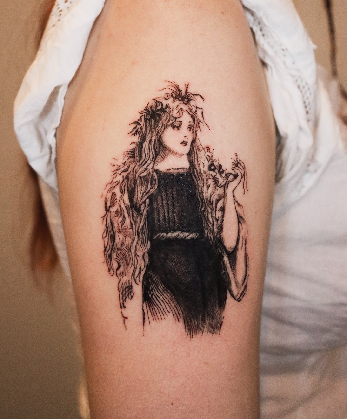 Tattoo by @qsltattoo — black_and_grey