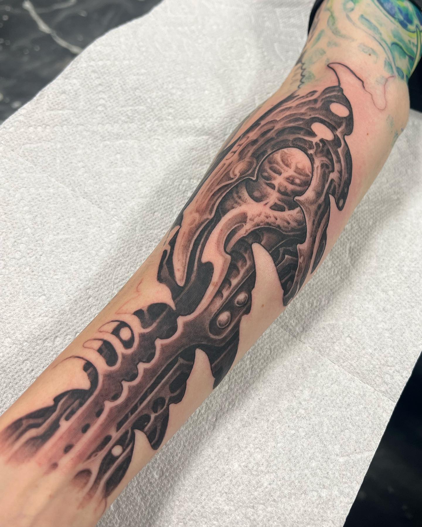 Tattoo by @kid.mek — black_and_grey, geometric