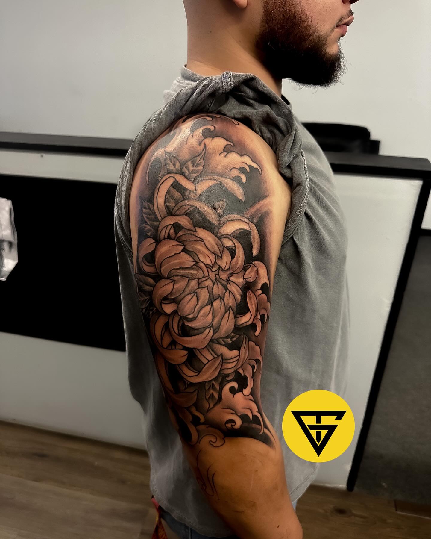 Tattoo by @guzman_tattoo_ — japanese_irezumi