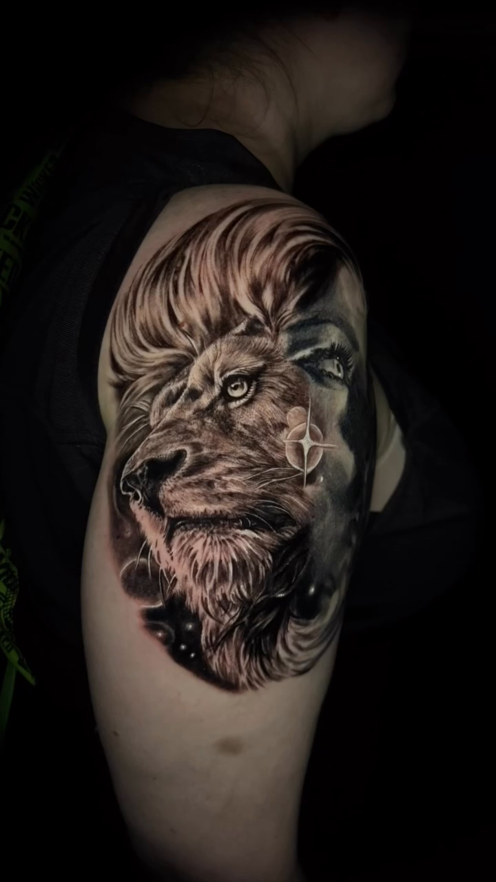 Tattoo by @martinazago_tattoo — realism, black_and_grey