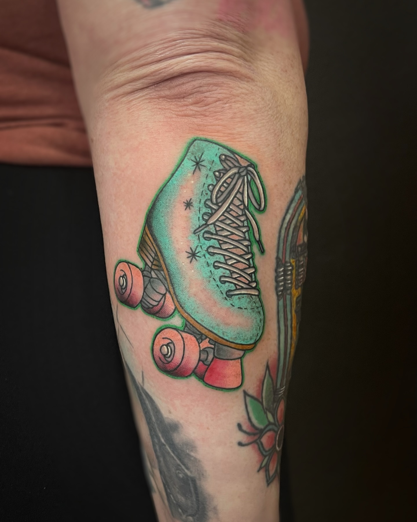 Tattoo by @anheartistxo — american_traditional