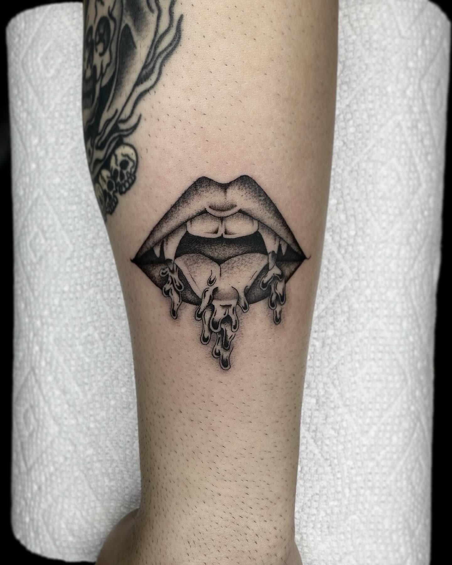 Tattoo by @lijxmachina — black_and_grey, dotwork