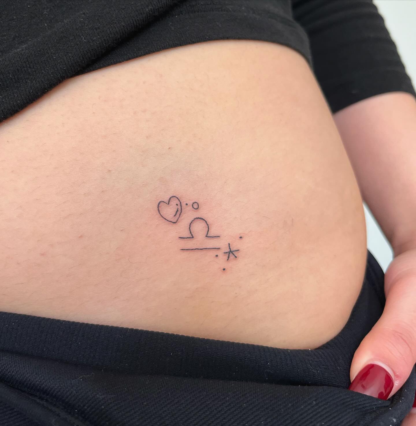 Tattoo by @inkedbymiranda — minimalist