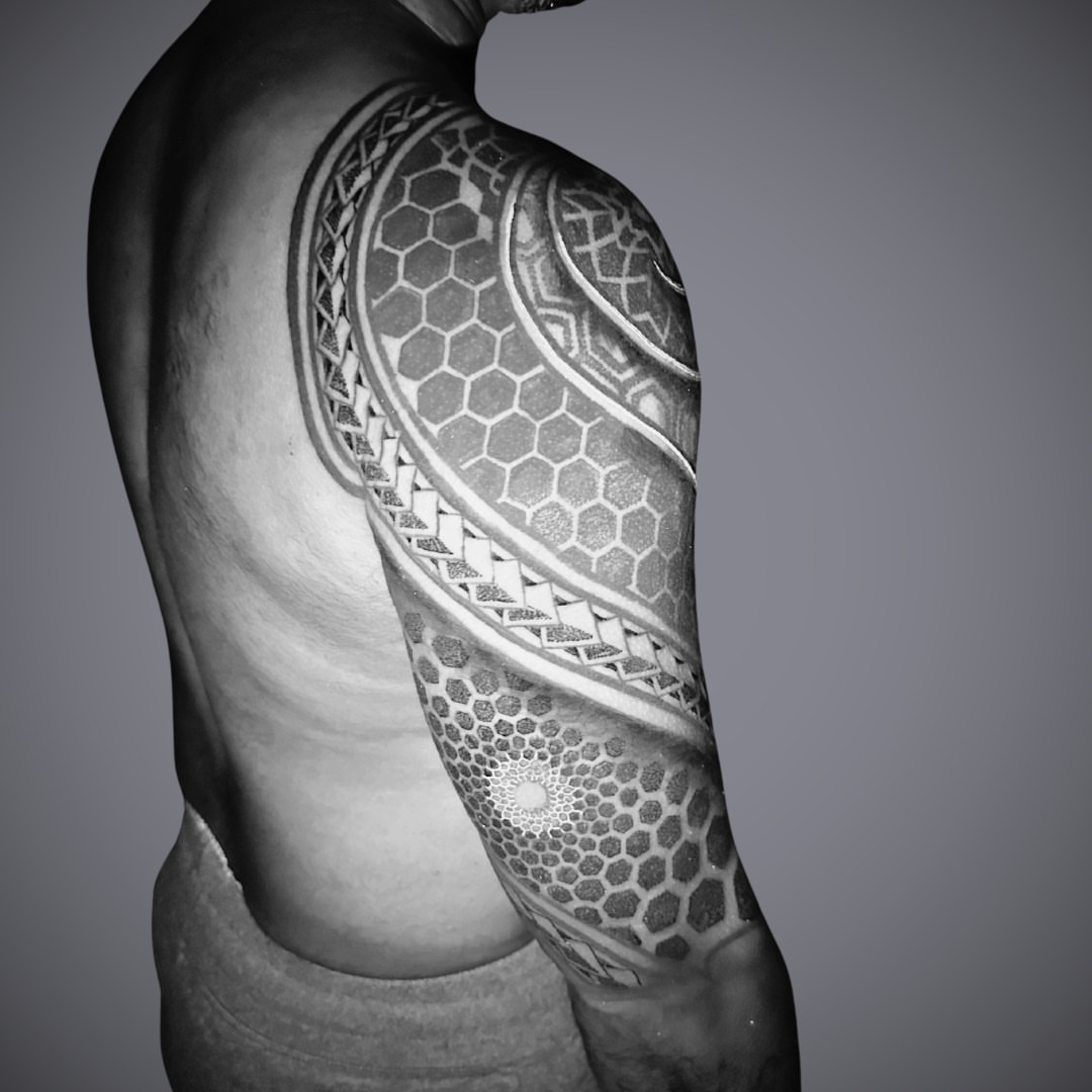 Tattoo by @jordanrookustattoo — geometric