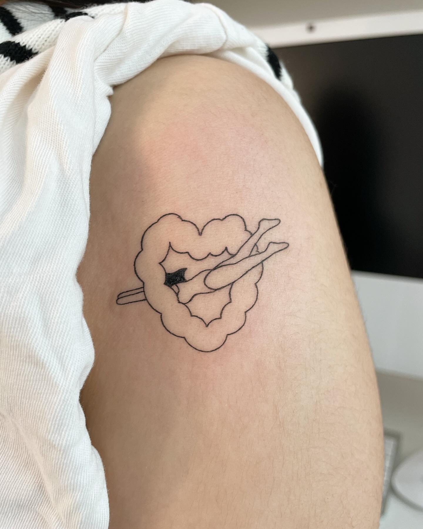 Tattoo by @jisutat — minimalist