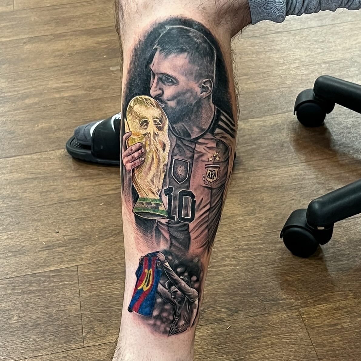 Tattoo by @lydiabruno13 — realism, black_and_grey