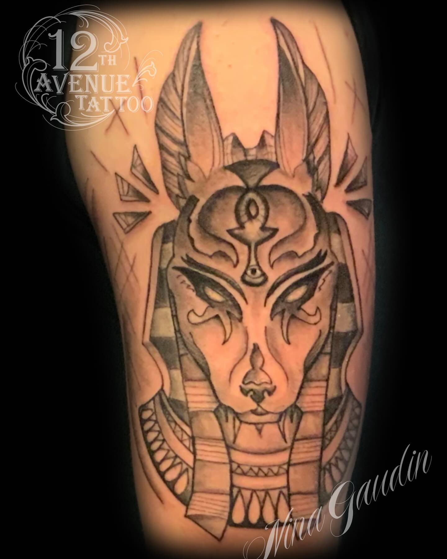 Tattoo by @tattoosbynina — black_and_grey, geometric