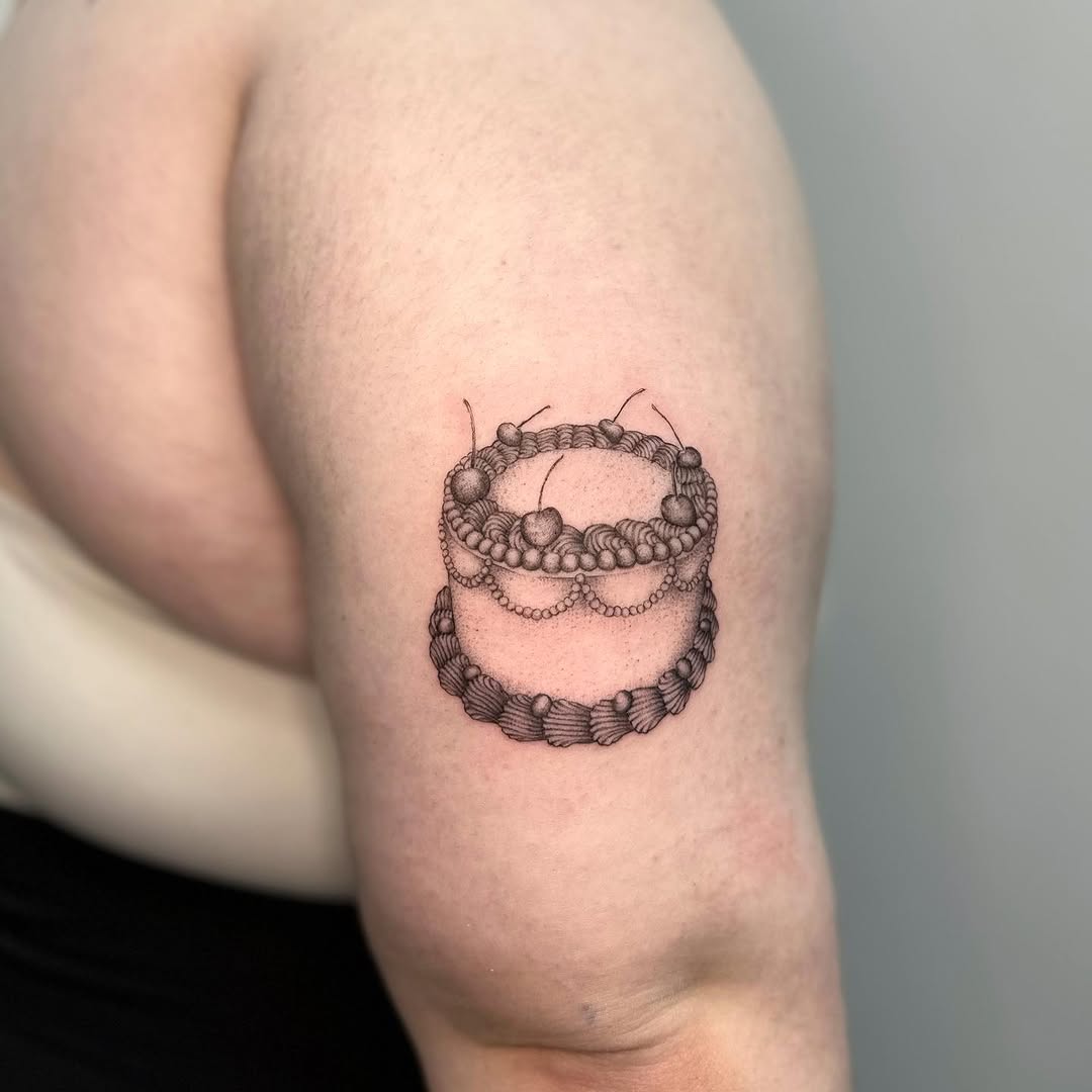 Tattoo by @gimilt.tattoos — dotwork, fine_line