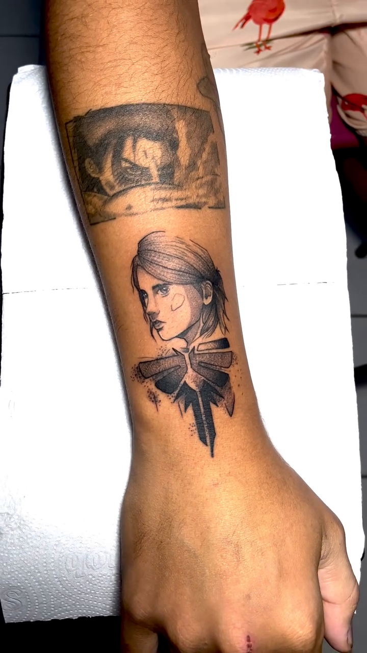 Tattoo by @sdtatoo — realism, black_and_grey