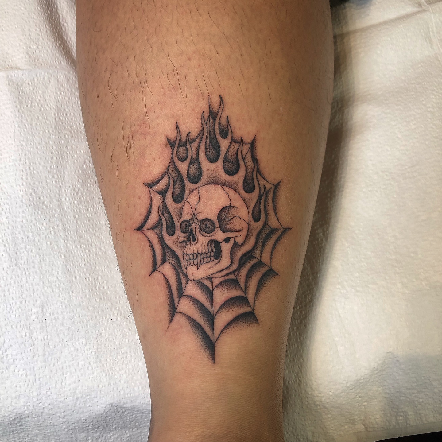 Tattoo by @mickeyycarlisle — black_and_grey