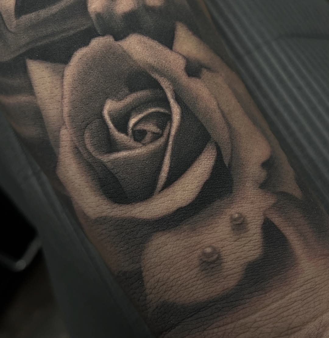 Tattoo by @madaciide — realism, black_and_grey