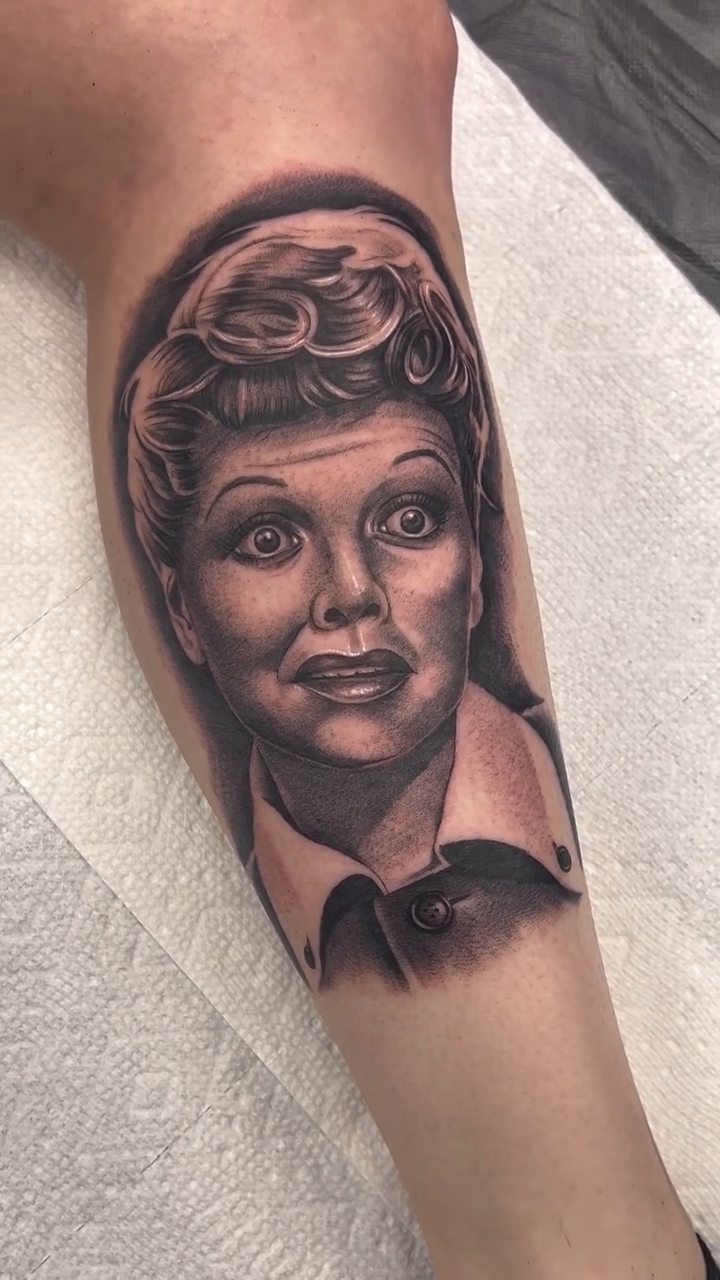 Lucille Ball portrait realism tattoo by Andrew Wine🍷Tattoo