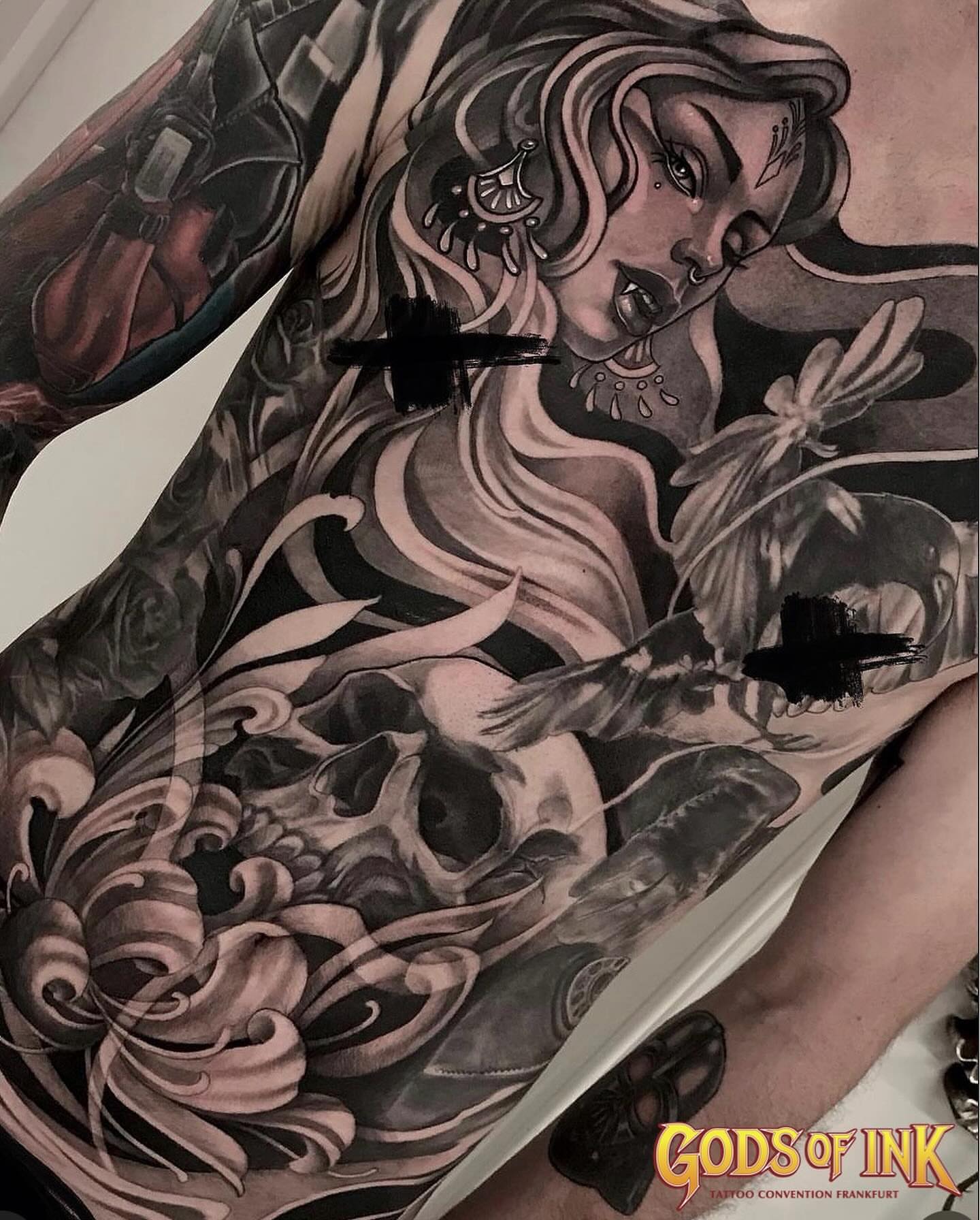 Tattoo by @ladysky_tattoo — black_and_grey, realism