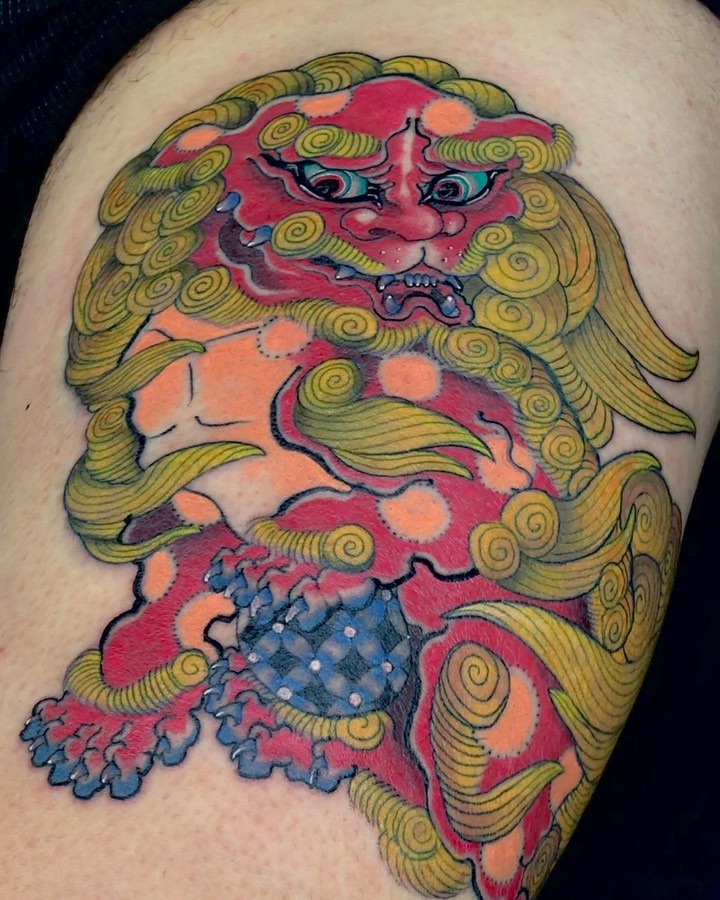 Lion japanese irezumi tattoo on the thigh by Alezumie