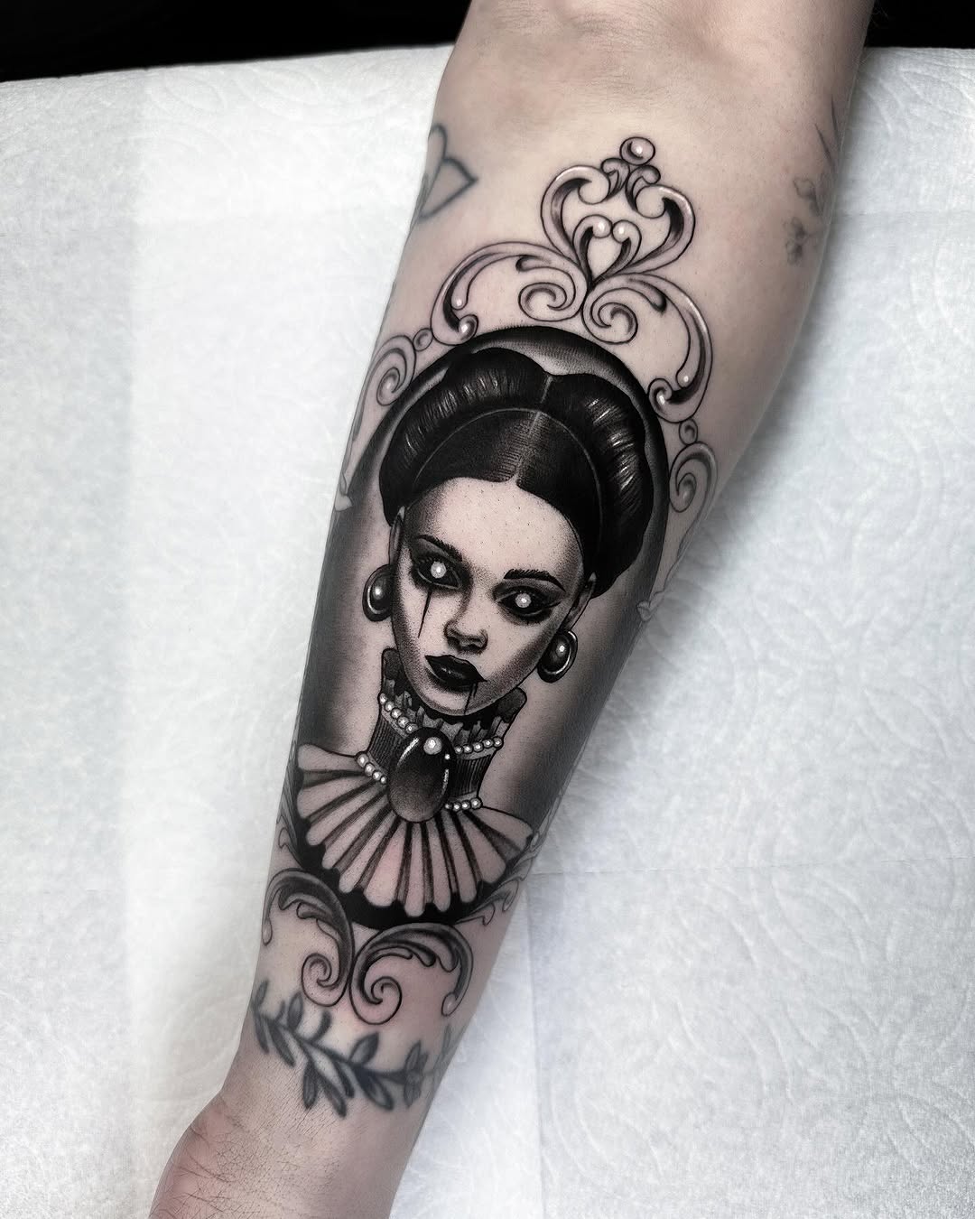 Tattoo by @tommytattoo333 — black_and_grey, realism