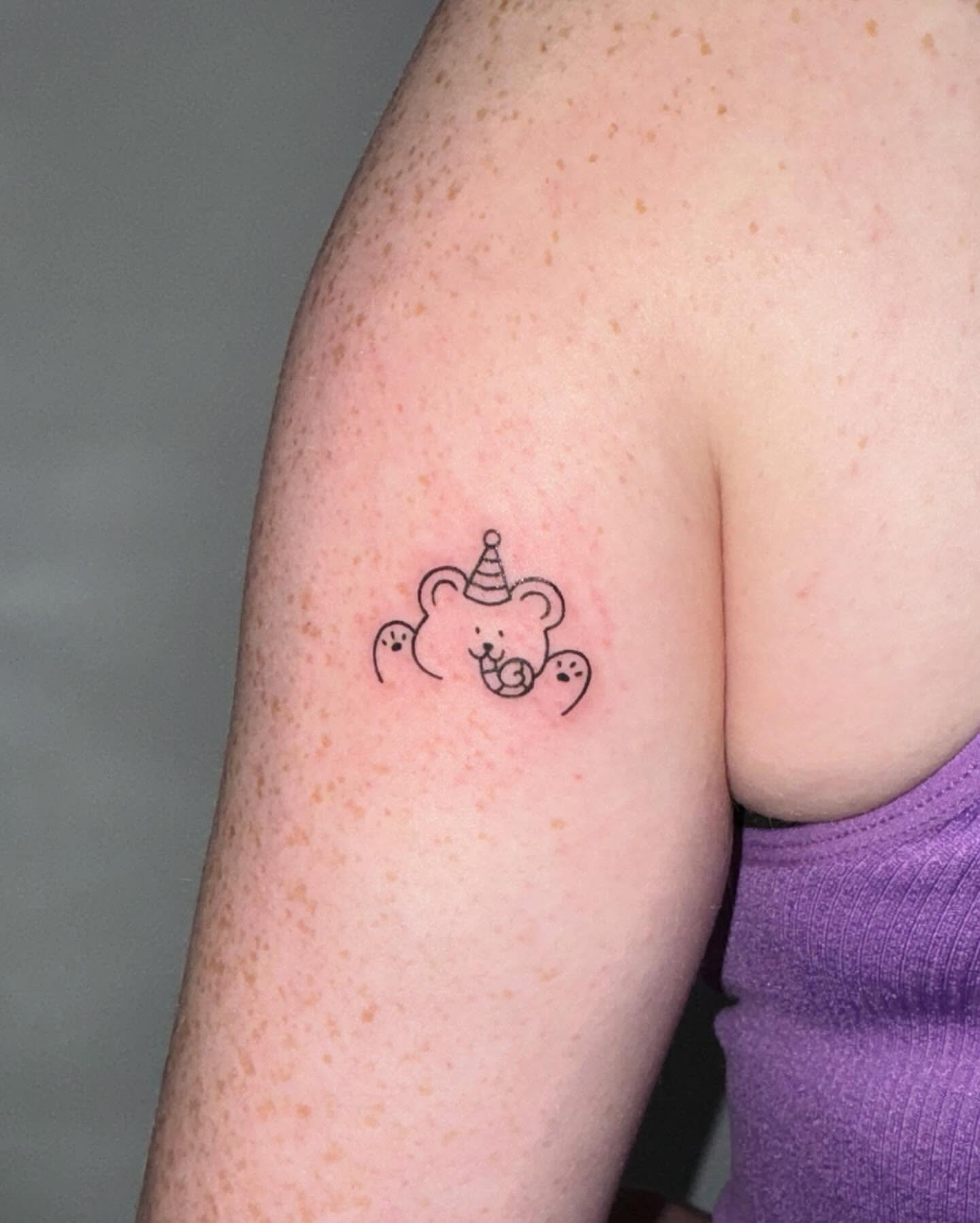 Tattoo by @jisutat — minimalist
