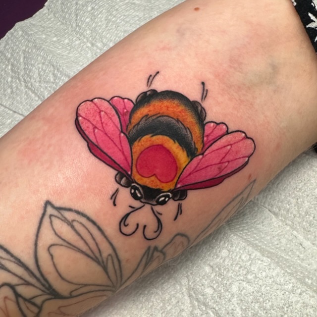 Bee American traditional tattoo on the forearm by Tayler Pearson, Fort Collins, Colorado