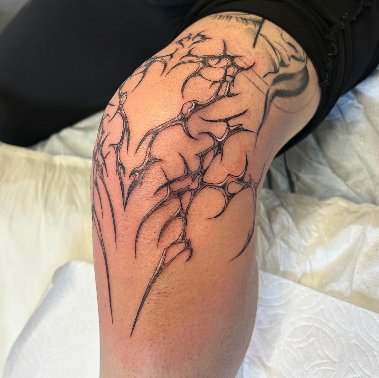 Abstract branches black and grey tattoo on the upper arm by ♡︎ Kaylie ♡︎, Tacoma, Washington
