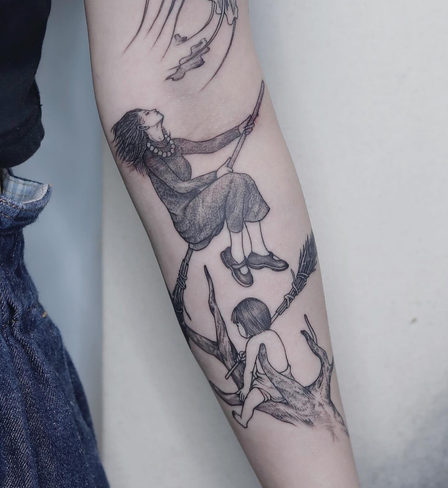 Tattoo by @liningtattoo — dotwork, realism