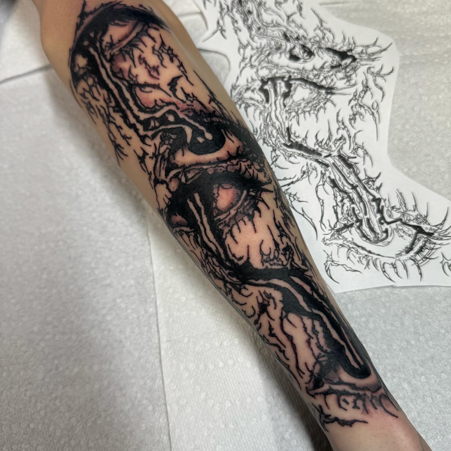 Dragon dark realism tattoo on the forearm by Anthony Pichardo 🦇