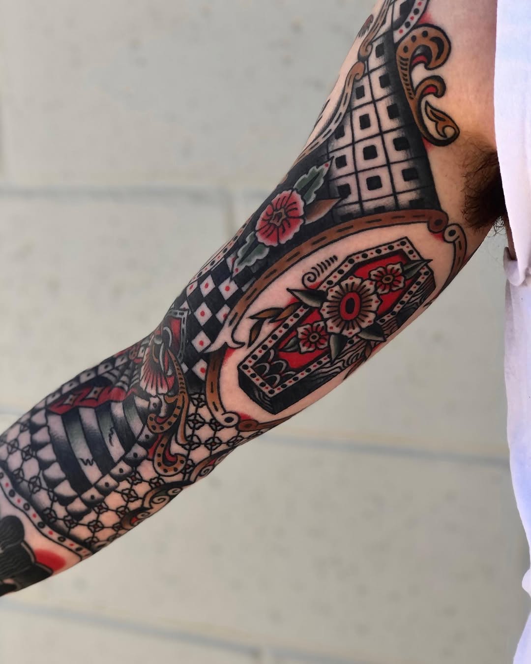 Tattoo by @badlittleyou โ american_traditional, neo_traditional