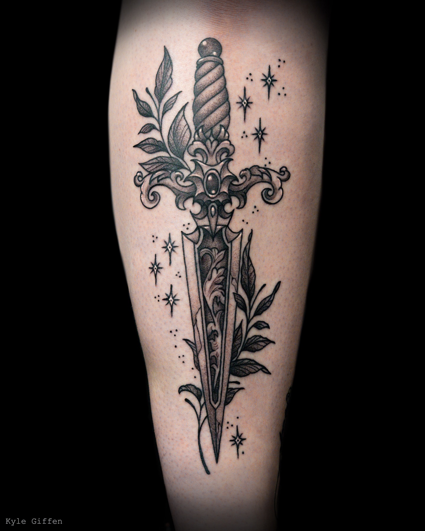Tattoo by @kylegiffen โ black_and_grey, ornamental