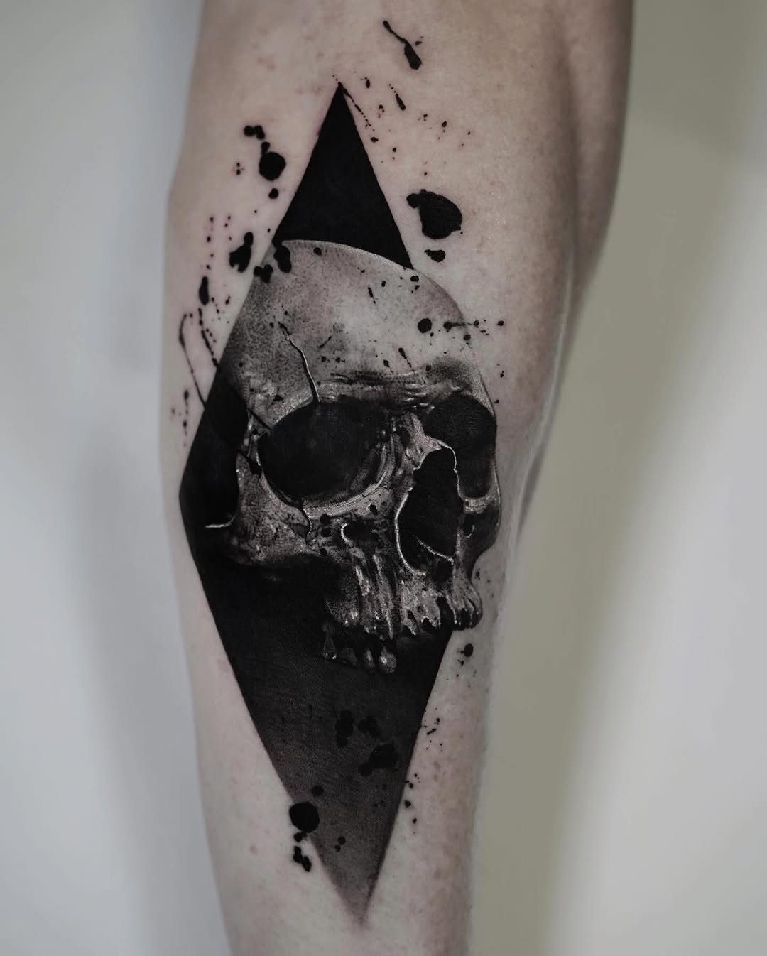 Tattoo by @facundogiltattoo — realism, blackwork