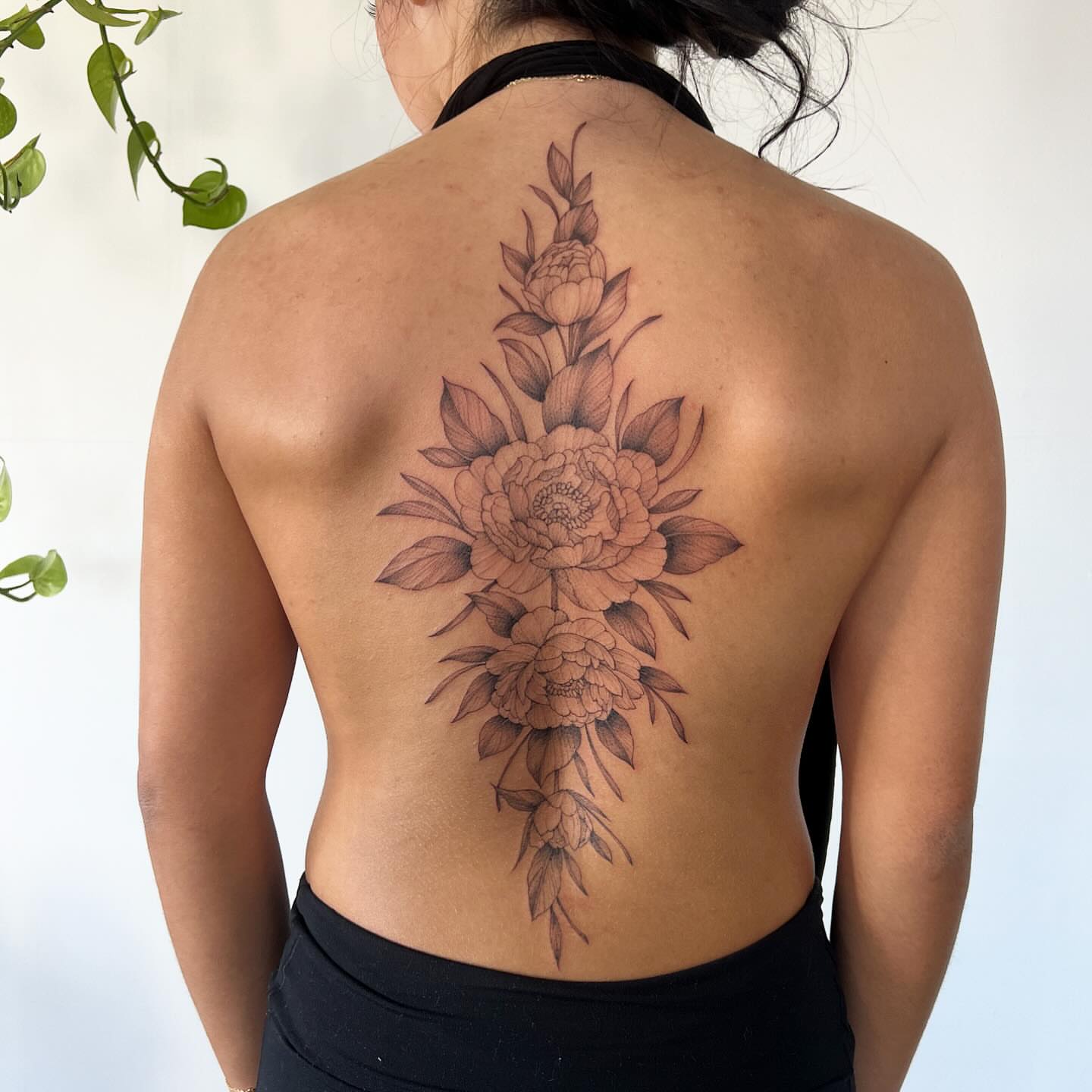 Peony bouquet black and grey tattoo on the back by See See : botanical tattoo artist :