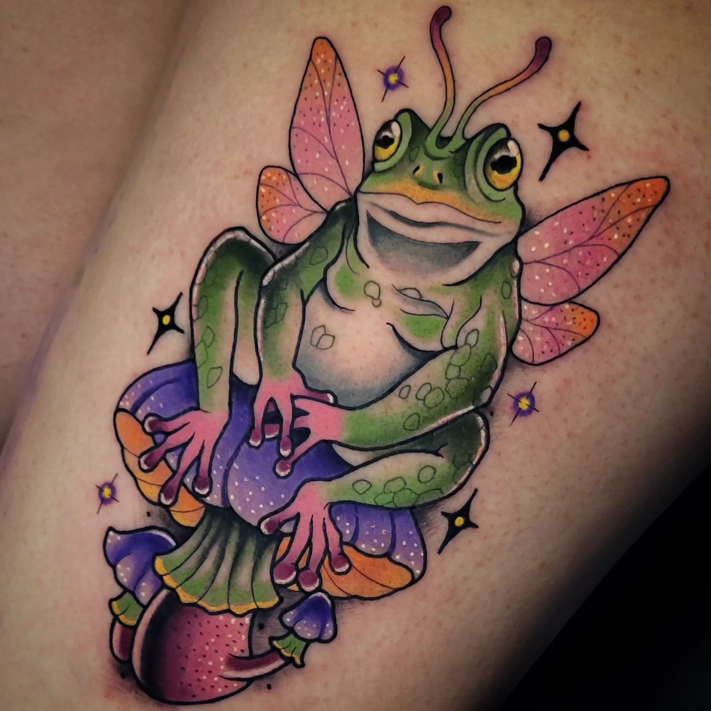Tattoo by @lovelornpotato — new_school, dotwork