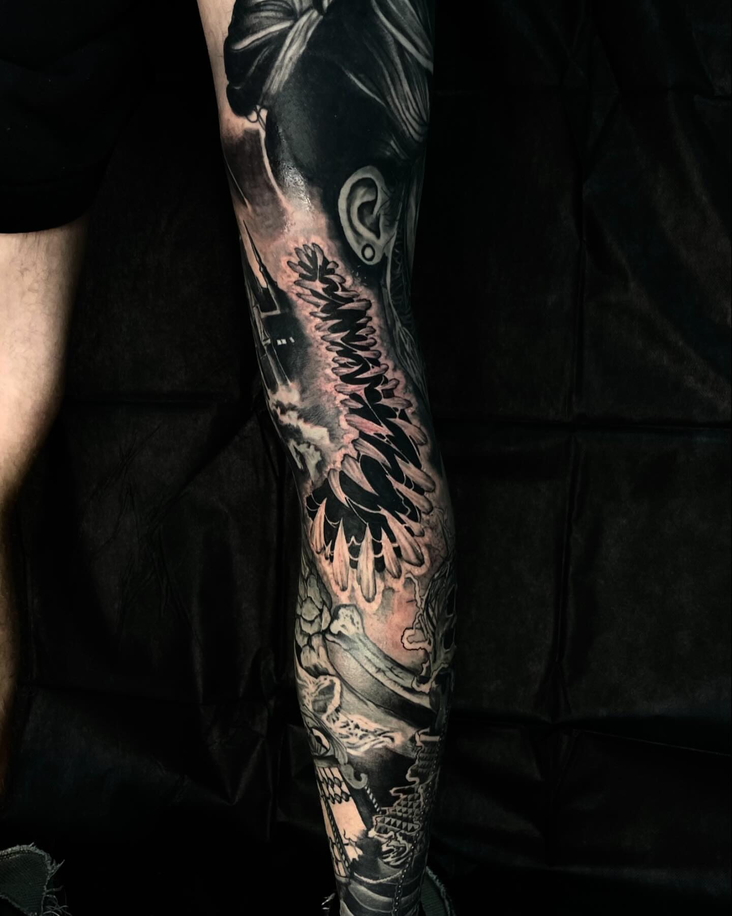 Tattoo by @noaharasmus — black_and_grey, japanese_irezumi