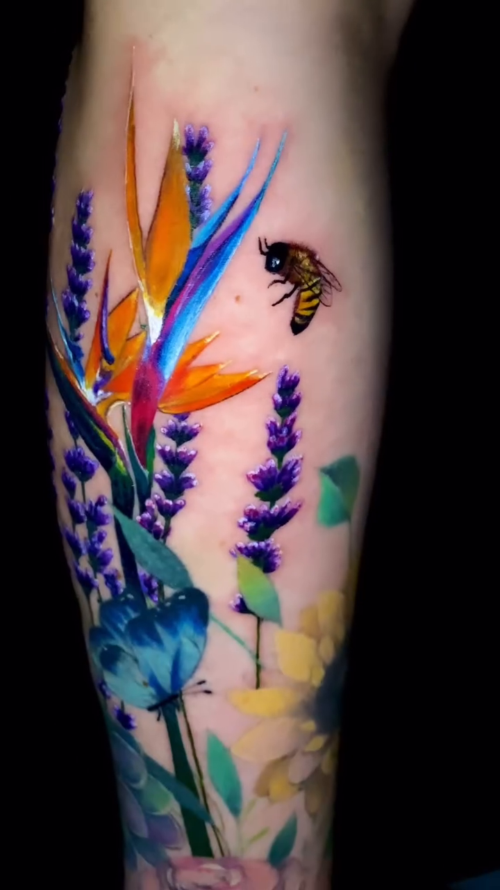 Tattoo by @mishelcastro_tattoo — watercolor, realism