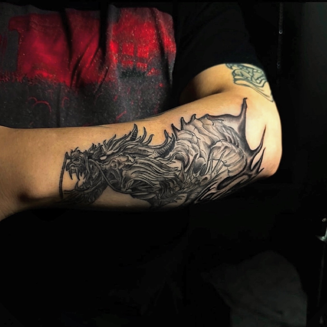 Tattoo by @h.tattooer_ — black_and_grey, realism