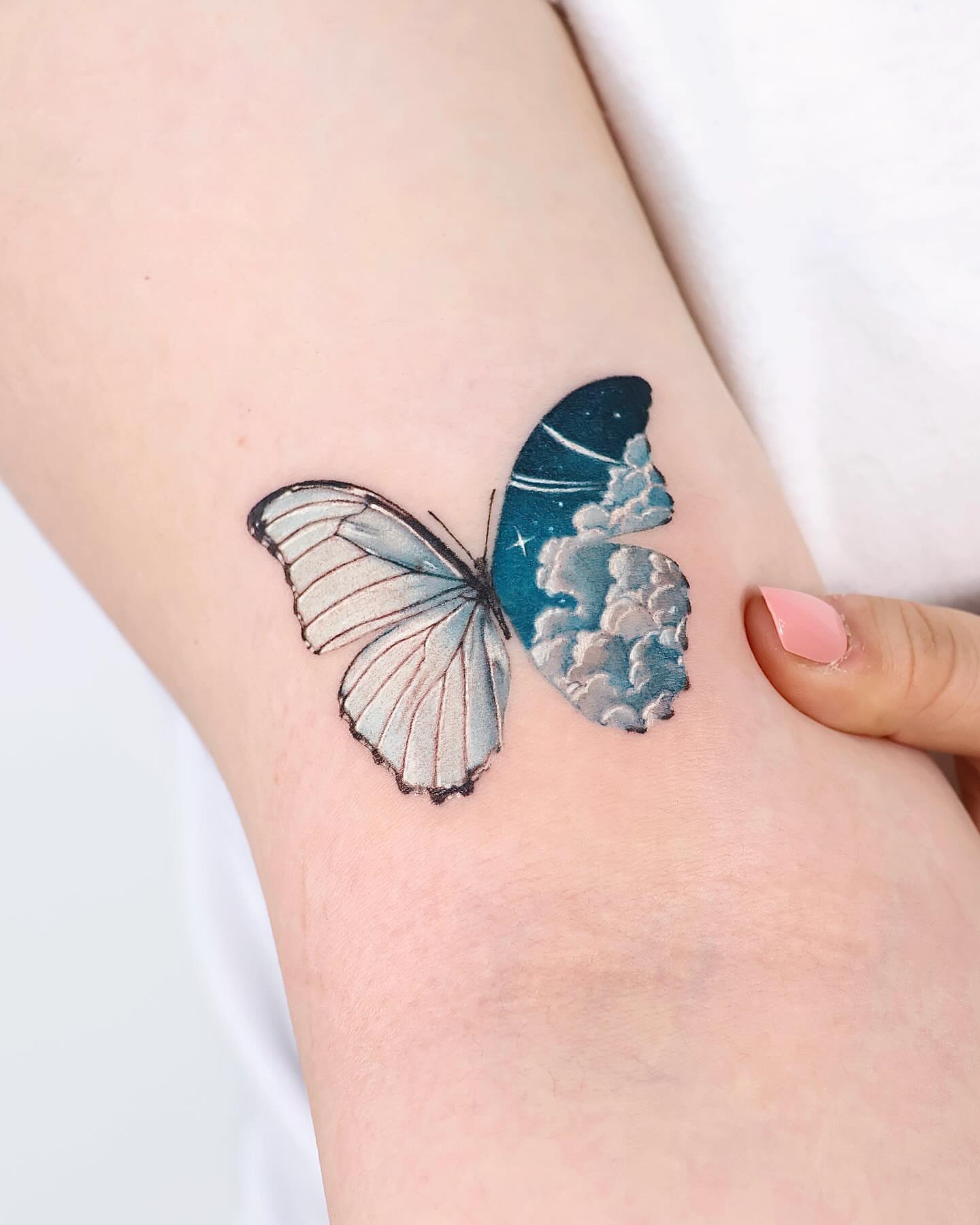 Tattoo by @xrou_tattoo — realism