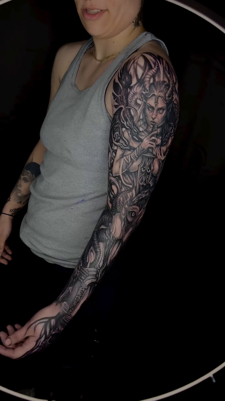 Tattoo by @tatsbyalia — black_and_grey, realism