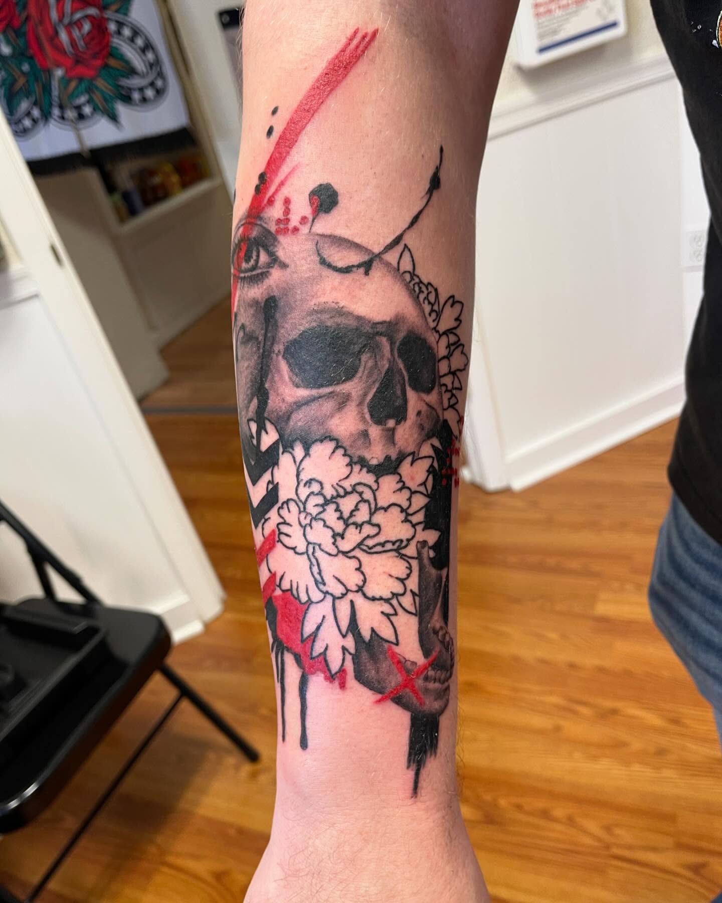 Tattoo by @tobiaztattooz — realism, dotwork