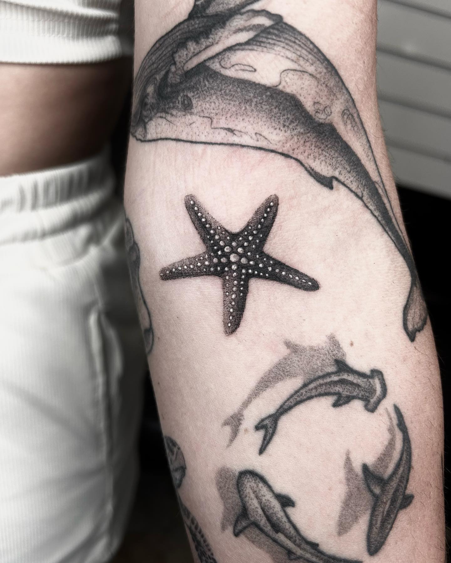Tattoo by @savmaxtatz โ dotwork, realism