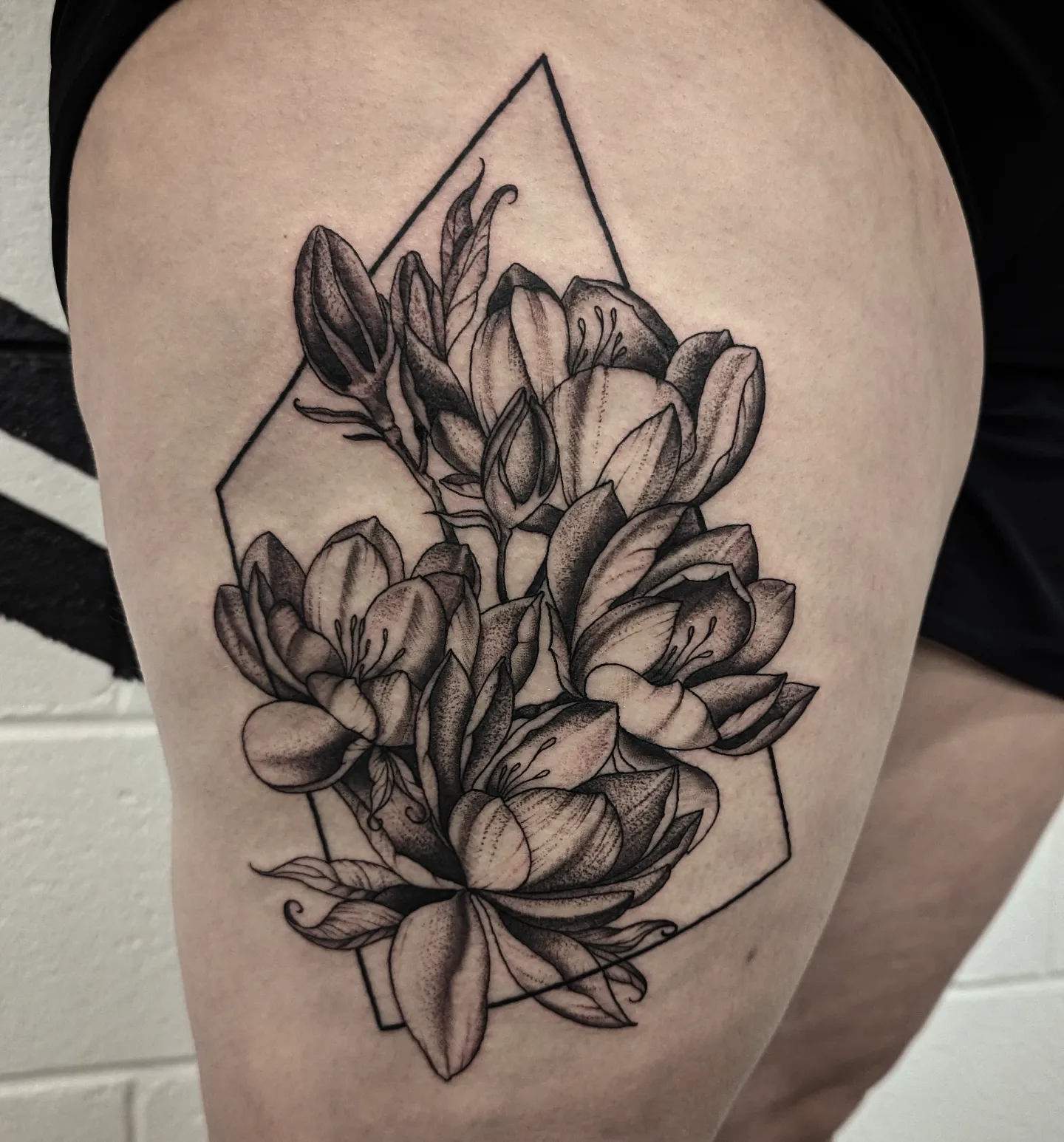 Tattoo by @krystamctattoos111 — black_and_grey, geometric