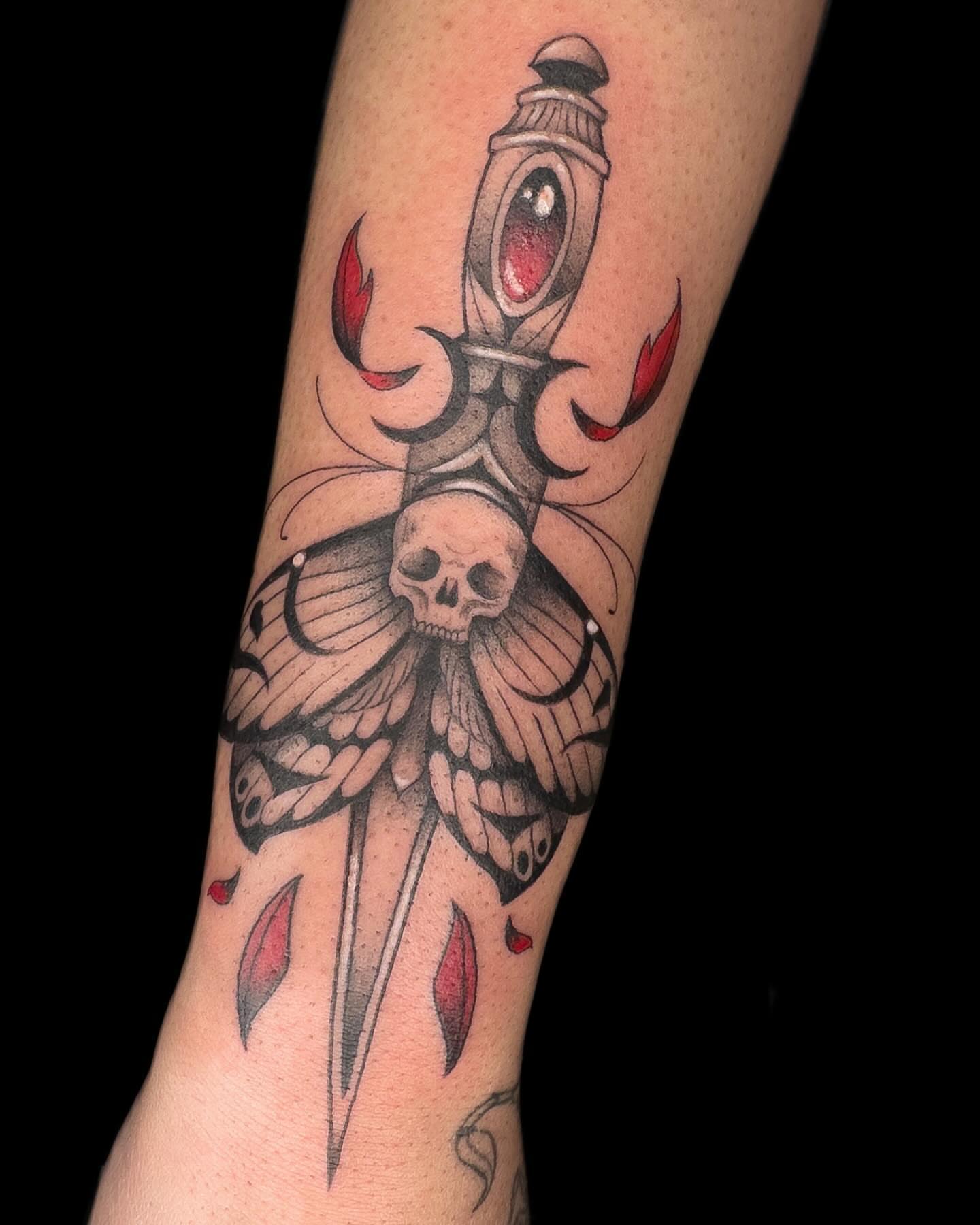 Tattoo by @av_tatts — neo_traditional, dark_realism
