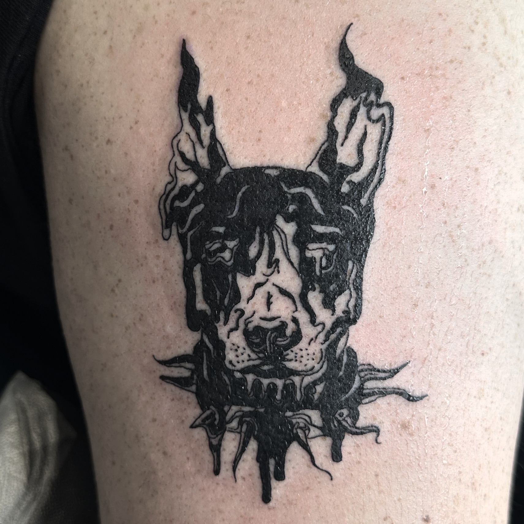 Tattoo by @blackworkbenz — black_and_grey