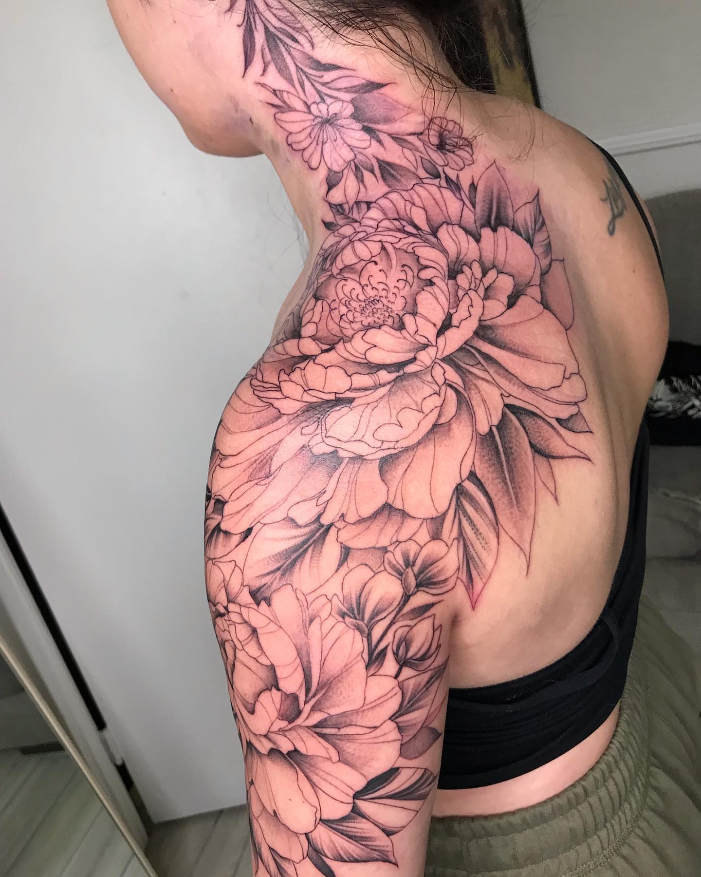 Tattoo by @tiffypxo — black_and_grey